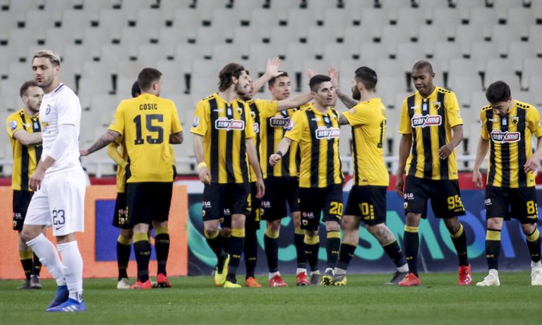 ΑΕΚ- ΑΤΡΟΜΗΤΟΣ 3-0.  Τρία γκολ, τρια δοκάρια κ πρόκριση.