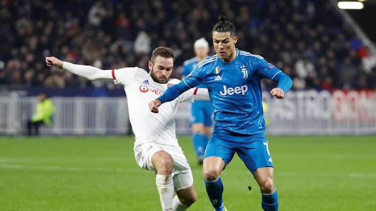 Ο Σάρι είναι καλός για διαφήμιση καπνού και όχι για Πάγκο … ΣΩΤ ΒΑΖΕΛΟΣ