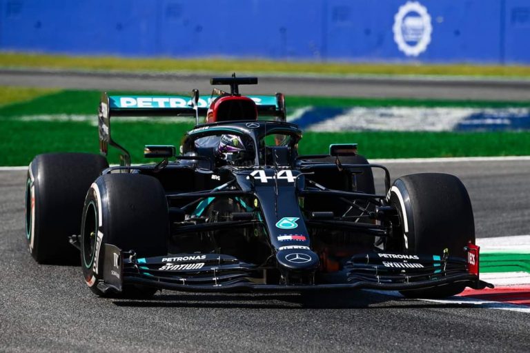 Hamilton στην pole με τον πιο γρήγορο γύρο στην ιστορία της F1 Σωτήρης Βάζελος