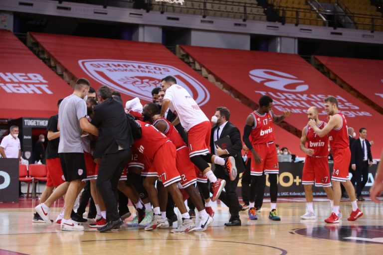ΟΛΥΜΠΙΑΚΟΣ-ΜΑΚΑΜΠΙ   85-82 Από μηχανής Χάρισον………… DRAZEN