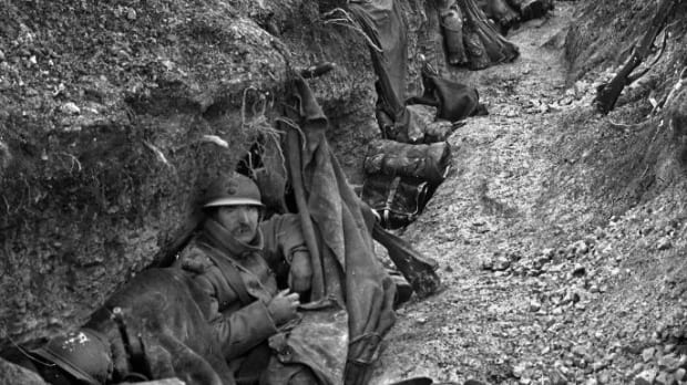 ΣΕΛΙΔΕΣ ΑΠΟ ΤΗΝ ΠΑΓΚΟΣΜΙΑ ΙΣΤΟΡΙΑ-Verdun,21/02/1916-18/12/1916  ΥΠΟΓΡΑΦΗ:ESR