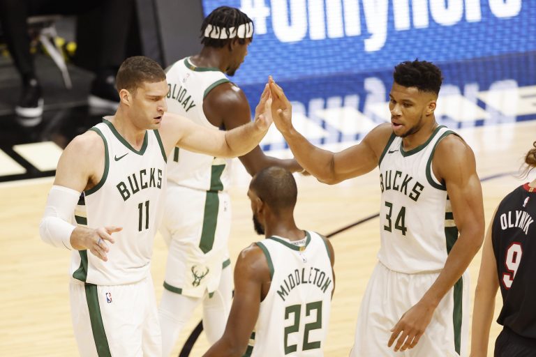 ΩΡΑ ΤΙΤΛΟΥ-MILWAUKEE BUCKS | DRAZEN