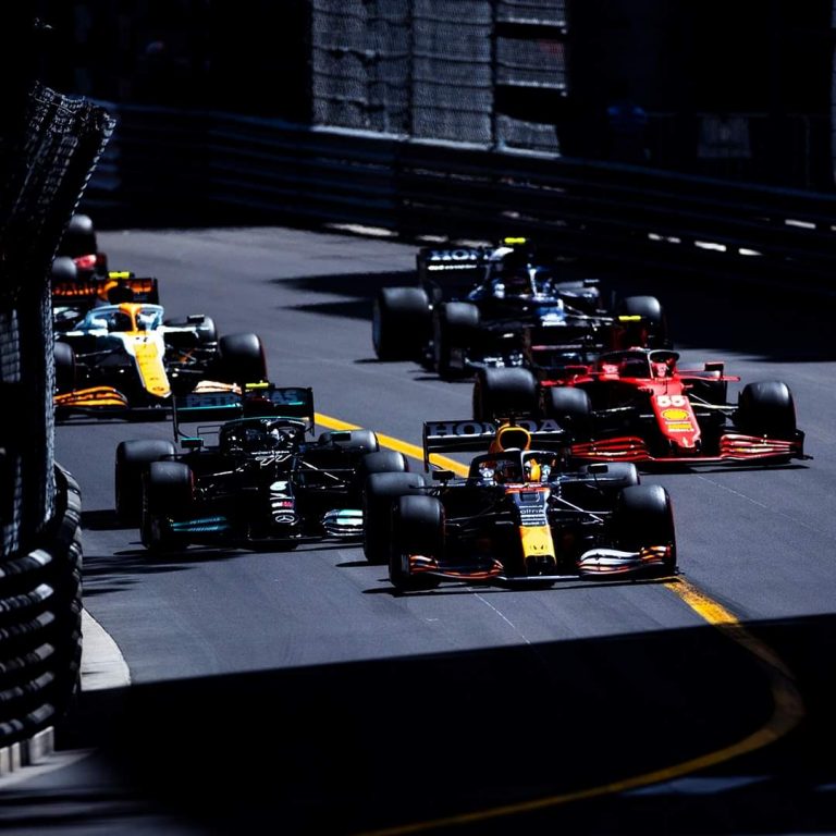 Πιο αφηνιασμένοι από ποτέ οι ταύροι | ΣΩΤΗΡΗΣ ΒΑΖΕΛΟΣ