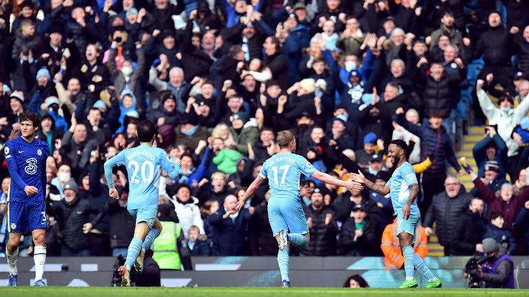 Το τραίνο Μάντσεστερ Σίτι δεν εκτροχιάζεται πλέον | ΠΟΛΙΤΗΣ