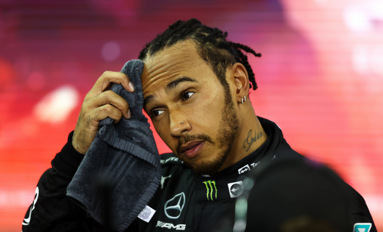 O Lewis Hamilton σκέφτεται το μέλλον του …I FORMULA1