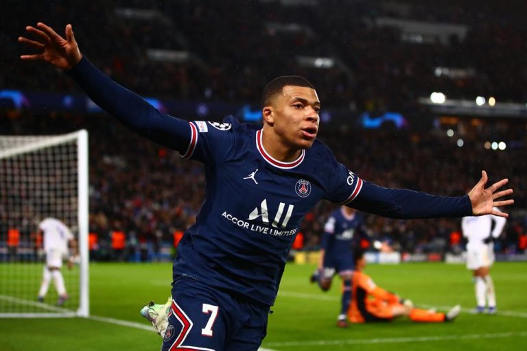 Mbappe vs Courtois 1-0 | EL LOCO