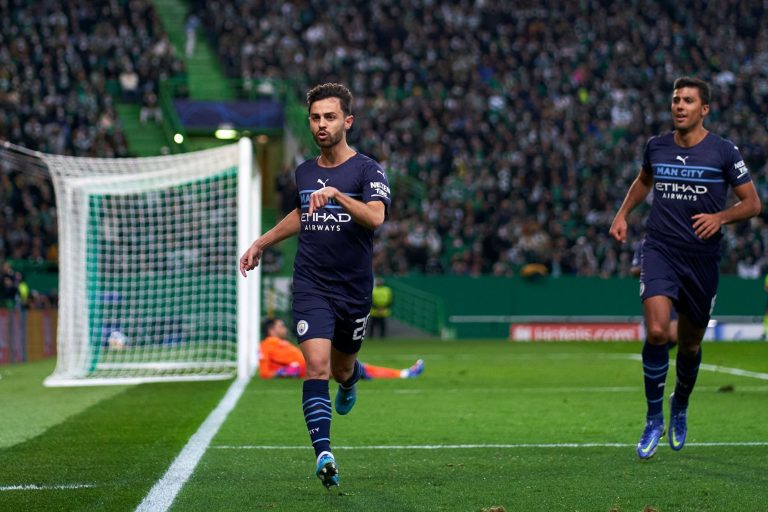 Επόμενη στάση στους 8 της Ευρώπης | ΠΟΛΙΤΗΣ